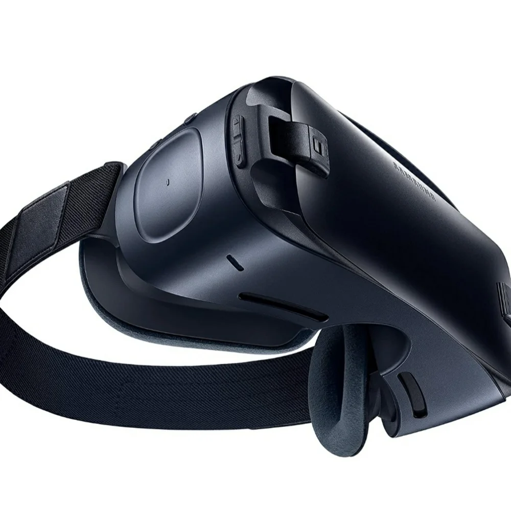 SAMSUNG VIRTUAL REALITY HEADSET WITH CONTROLLER